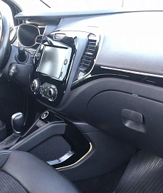 Renault Kaptur, 2020г, полный привод, вариатор