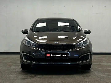 Kia Ceed, 2018г., передний привод, автомат