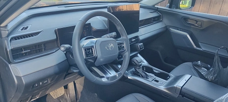 Toyota RAV4, 2026г, полный привод, вариатор