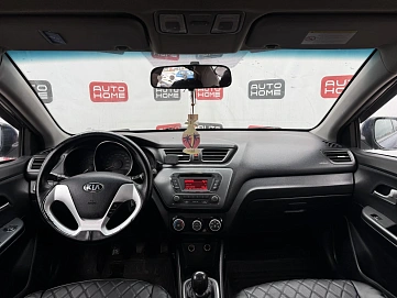 Kia Rio, 2015г., передний привод, механика