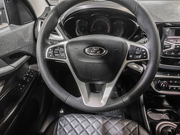 Lada (ВАЗ) Vesta, 2019г., передний привод, робот