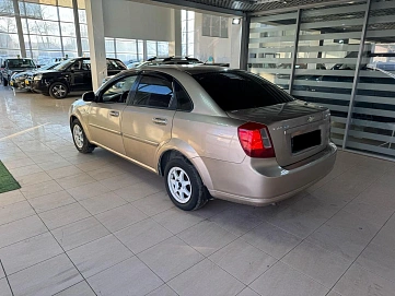 Chevrolet Lacetti, 2007г., передний привод, механика