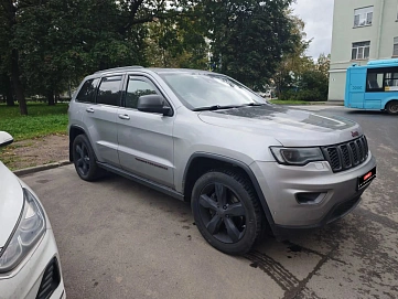 Jeep Grand Cherokee, 2017г., полный привод, автомат