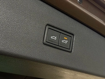 Volkswagen Tiguan, 2017г., полный привод, робот