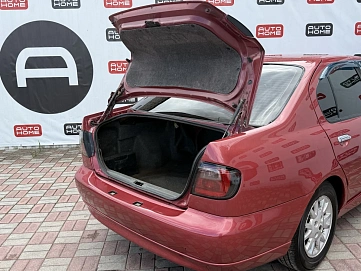 Nissan Primera, 2000г., передний привод, механика