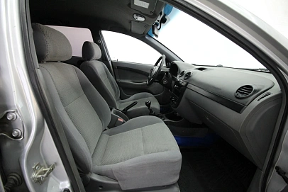 Chevrolet Lacetti, 2012г., передний привод, механика