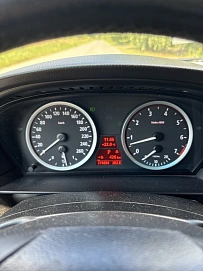 BMW 5 серии, 2004г., задний привод, автомат