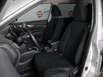 Nissan X-Trail, 2015г., полный привод, вариатор