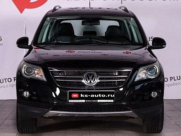 Volkswagen Tiguan, 2009г., полный привод, автомат