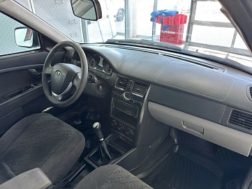 Lada (ВАЗ) Priora, 2013г., передний привод, механика