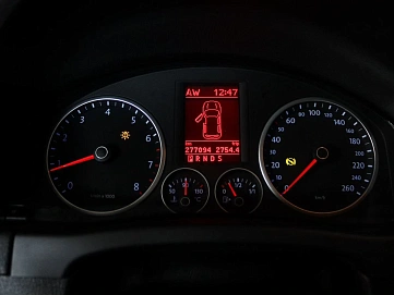 Volkswagen Tiguan, 2009г., полный привод, автомат