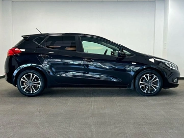 Kia Ceed, 2012г., передний привод, автомат