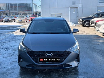 Hyundai Solaris, 2022г., передний привод, автомат