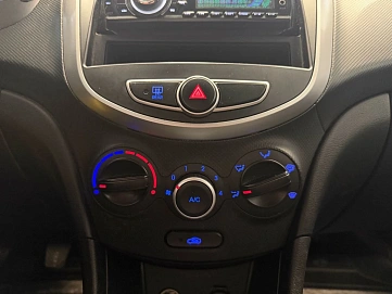 Hyundai Solaris, 2013г., передний привод, механика