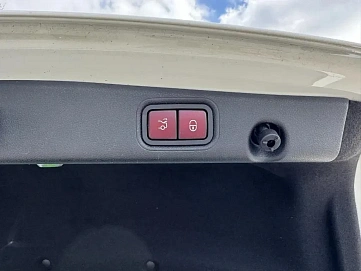 Mercedes-Benz E-Класс, 2022г., задний привод, автомат