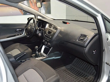 Kia Ceed, 2014г., передний привод, механика