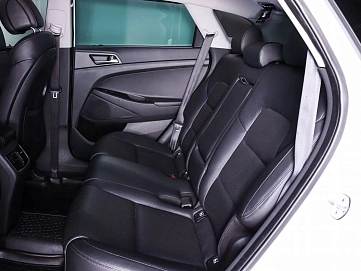 Hyundai Tucson, 2015г., полный привод, автомат