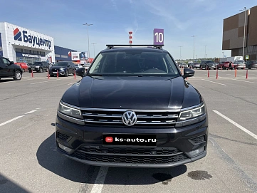 Volkswagen Tiguan, 2018г, полный привод, робот