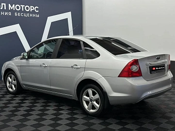 Ford Focus, 2008г., передний привод, механика