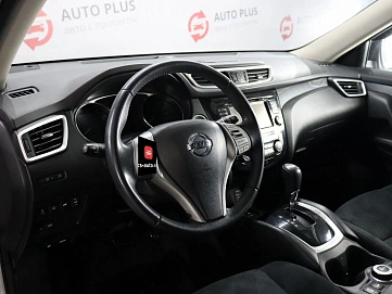 Nissan X-Trail, 2015г., полный привод, вариатор