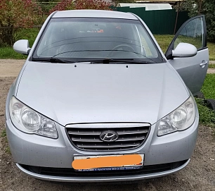 Hyundai Elantra, 2009г., передний привод, автомат