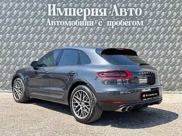 Porsche Macan, 2017г., полный привод, робот