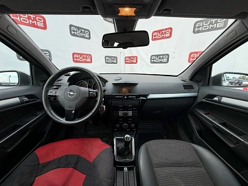 Opel Astra, 2008г., передний привод, механика