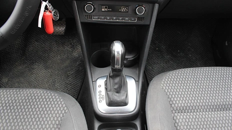 Volkswagen Polo, 2013г., передний привод, механика