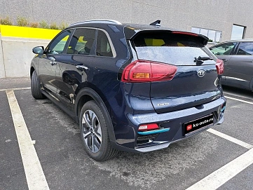 Kia Niro, 2020г, передний привод, автомат