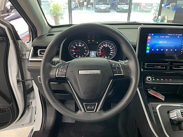 Haval M6, 2023г., передний привод, робот