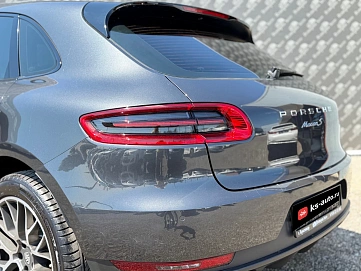 Porsche Macan, 2017г., полный привод, робот