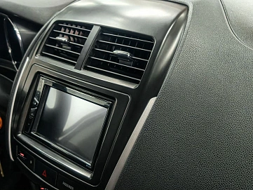 Mitsubishi ASX, 2012г., передний привод, вариатор