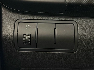 Hyundai Solaris, 2011г., передний привод, механика