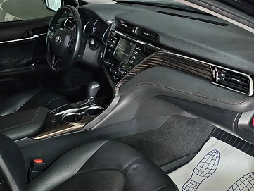 Toyota Camry, 2019г., передний привод, автомат
