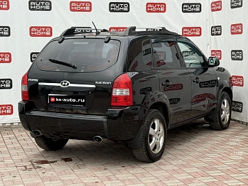 Hyundai Tucson, 2008г., передний привод, автомат