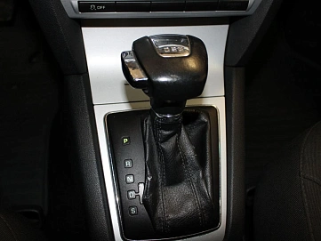 Skoda Octavia, 2011г., передний привод, робот