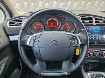 Citroen C4, 2013г., передний привод, механика