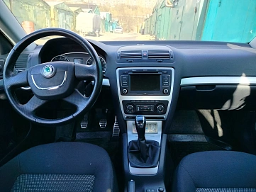 Skoda Octavia, 2012г., полный привод, механика