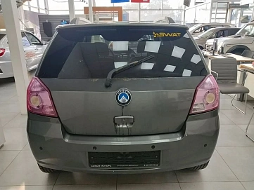 Geely MK Cross, 2012г., передний привод, механика