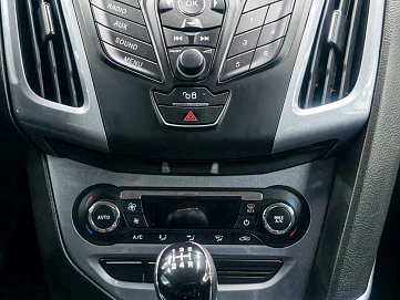 Ford Focus, 2012г., передний привод, механика