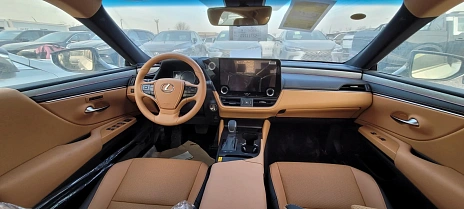 Lexus ES, 2025г., передний привод, вариатор