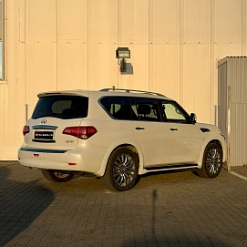 Infiniti QX80, 2017г., полный привод, автомат