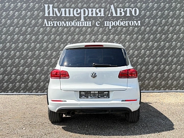 Volkswagen Tiguan, 2016г., передний привод, механика