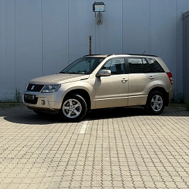 Suzuki Grand Vitara, 2011г., полный привод, механика