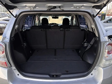 Toyota Verso, 2011г., передний привод, вариатор
