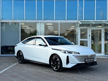 Changan Lamore, 2024г., передний привод, робот