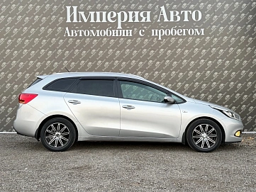Kia Ceed, 2013г., передний привод, автомат