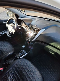 Hyundai Solaris, 2013г., передний привод, автомат