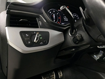 Audi A4, 2018г., полный привод, робот