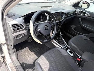 Volkswagen T-Cross, 2022г., передний привод, робот